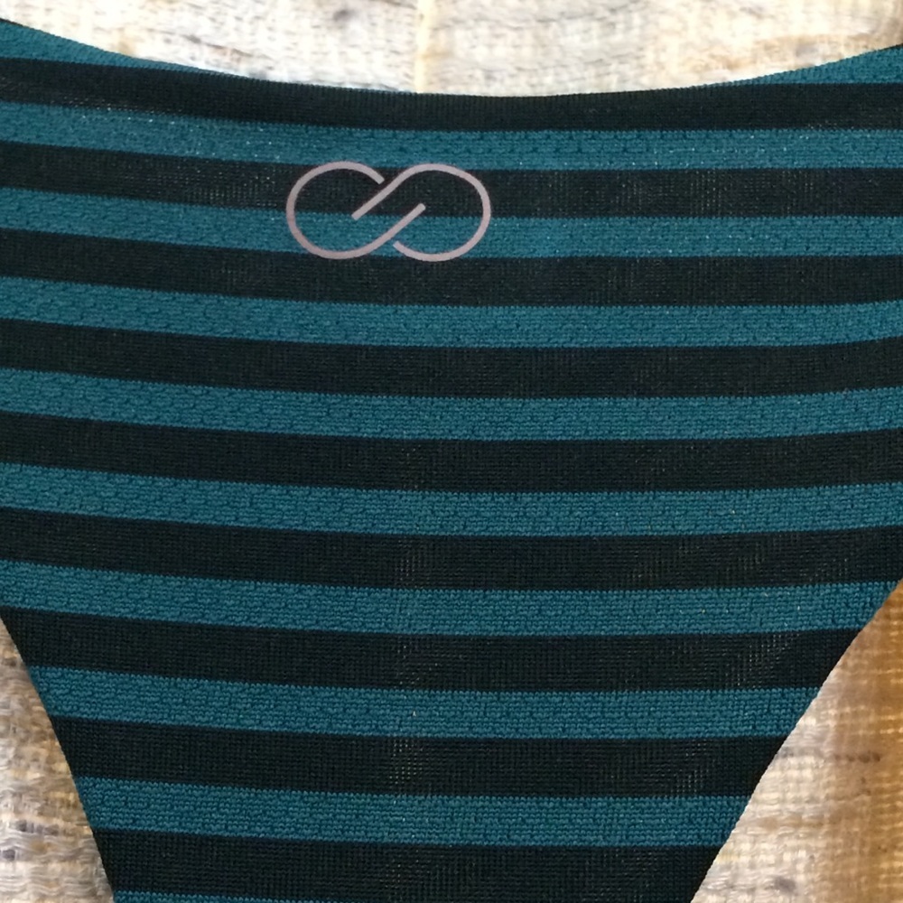 Calia Move Reversible Racerback Tank Top - Picture 3 of 8